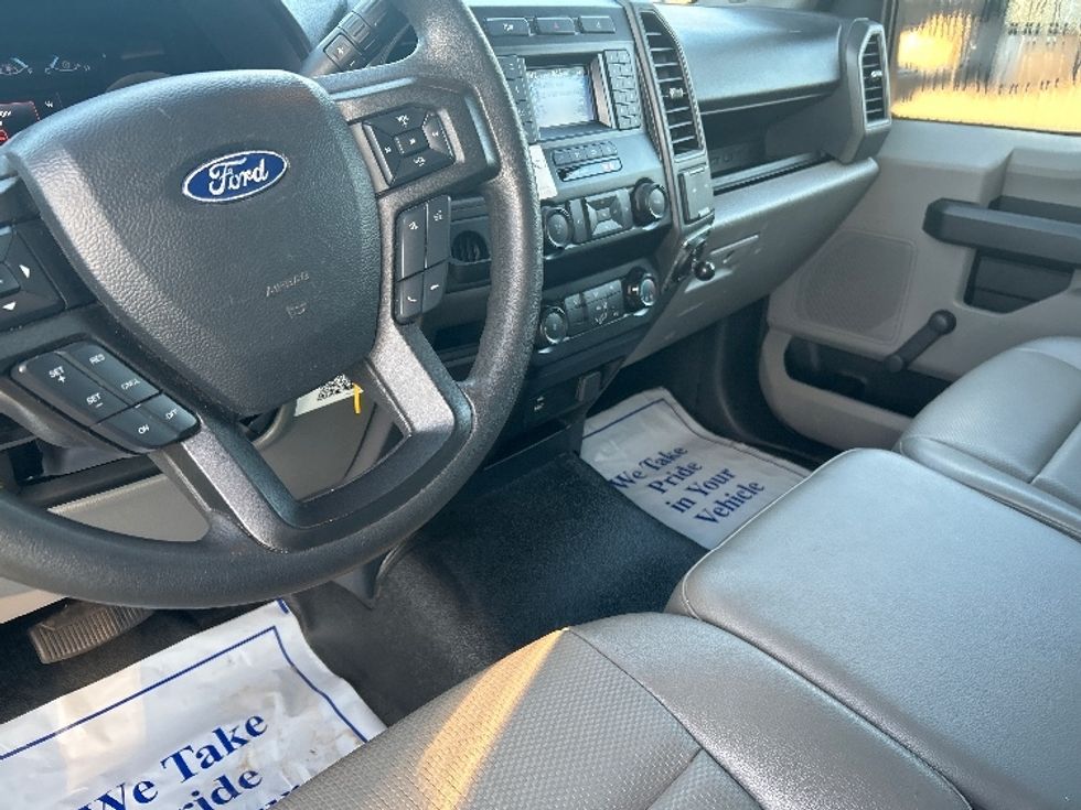 Medium Duty Box Truck-Light and Medium Duty Trucks-Ford-2022-F450-Jackson-MS-104,059\n\t\tmiles-$ 36,000 - Image 17