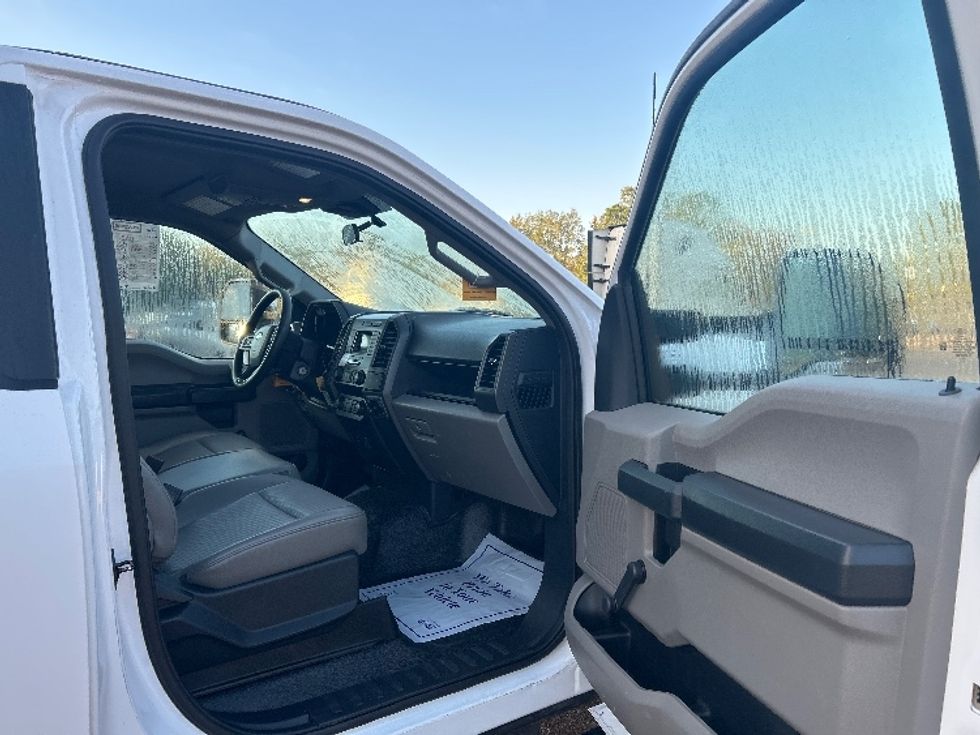 Medium Duty Box Truck-Light and Medium Duty Trucks-Ford-2022-F450-Jackson-MS-104,059\n\t\tmiles-$ 36,000 - Image 20