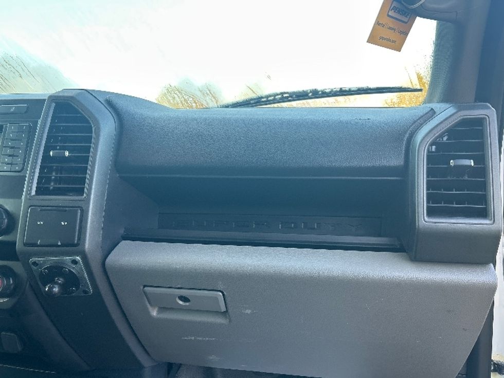 Medium Duty Box Truck-Light and Medium Duty Trucks-Ford-2022-F450-Jackson-MS-104,059\n\t\tmiles-$ 36,000 - Image 21