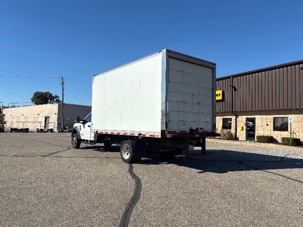 Medium Duty Box Truck-Light and Medium Duty Trucks-Ford-2022-F550-Lansing-MI-199,066\n\t\tmiles-$ 31,750 - Image 6