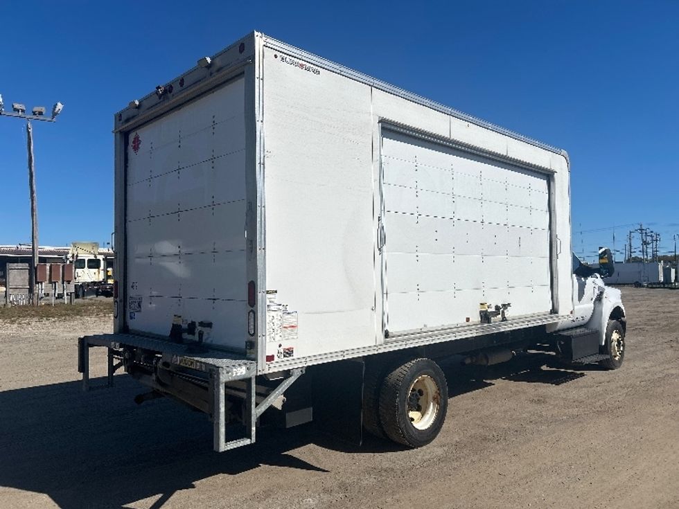 Medium Duty Box Truck-Light and Medium Duty Trucks-Ford-2022-F650-Braintree-MA-201,033\n\t\tmiles-$ 25,250 - Image 13