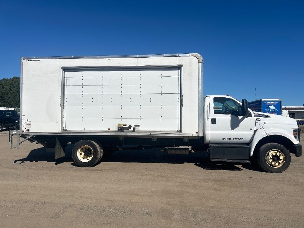 Medium Duty Box Truck-Light and Medium Duty Trucks-Ford-2022-F650-Braintree-MA-201,033\n\t\tmiles-$ 25,250 - Image 15