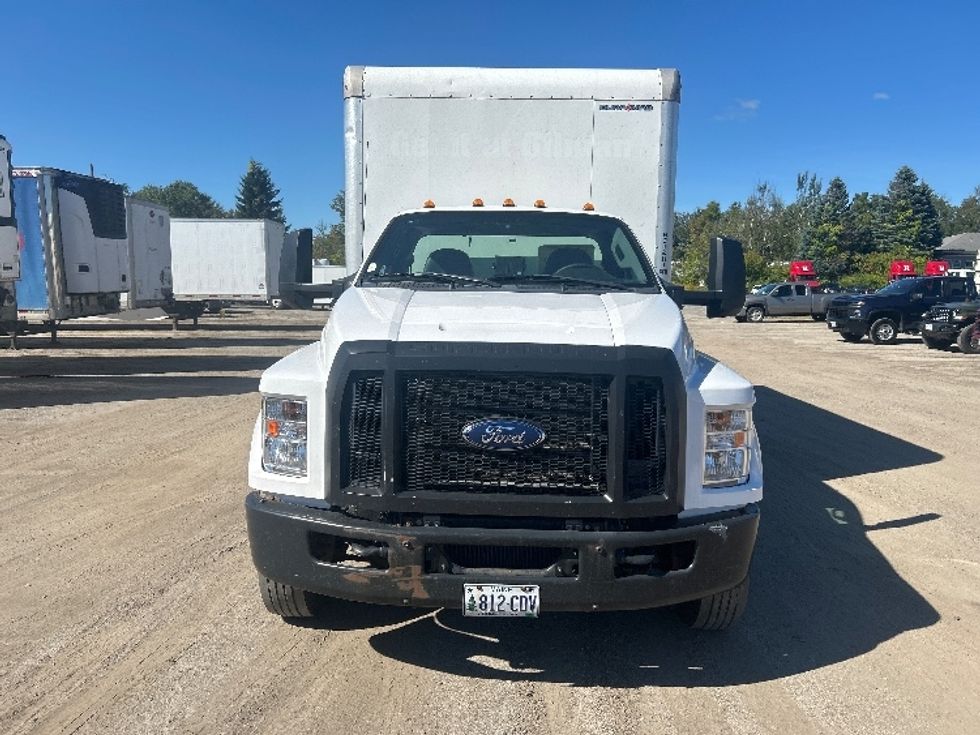 Medium Duty Box Truck-Light and Medium Duty Trucks-Ford-2022-F650-Braintree-MA-201,033\n\t\tmiles-$ 25,250 - Image 2