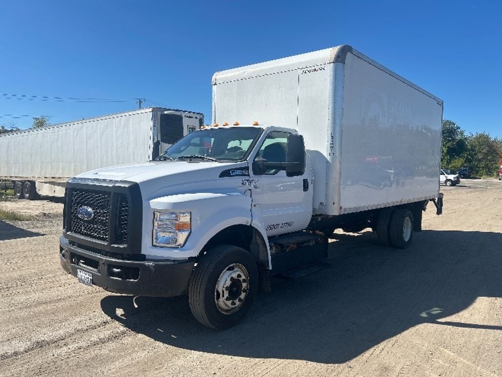 Medium Duty Box Truck-Light and Medium Duty Trucks-Ford-2022-F650-Braintree-MA-201,033\n\t\tmiles-$ 25,250 - Image 3