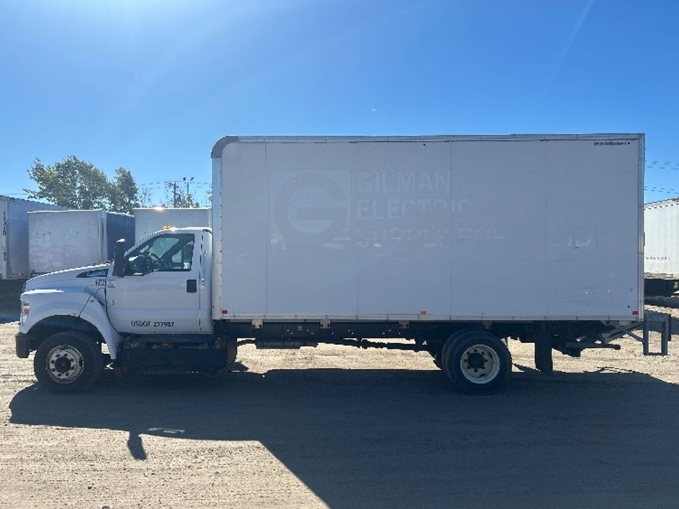 Medium Duty Box Truck-Light and Medium Duty Trucks-Ford-2022-F650-Braintree-MA-201,033\n\t\tmiles-$ 25,250 - Image 4