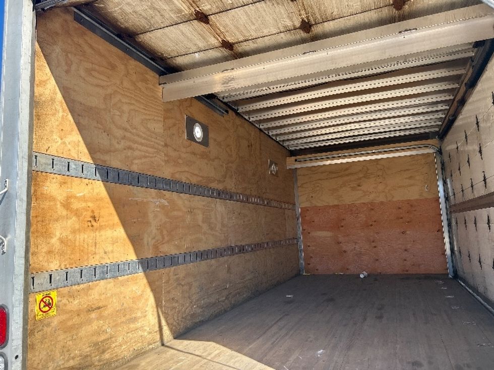 Medium Duty Box Truck-Light and Medium Duty Trucks-Ford-2022-F650-Londonderry-NH-182,107\n\t\tmiles-$ 28,500 - Image 11