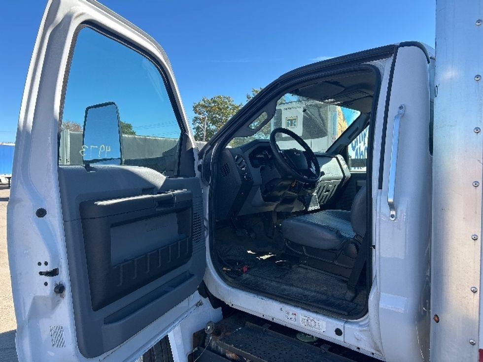 Medium Duty Box Truck-Light and Medium Duty Trucks-Ford-2022-F650-Londonderry-NH-182,107\n\t\tmiles-$ 28,500 - Image 16