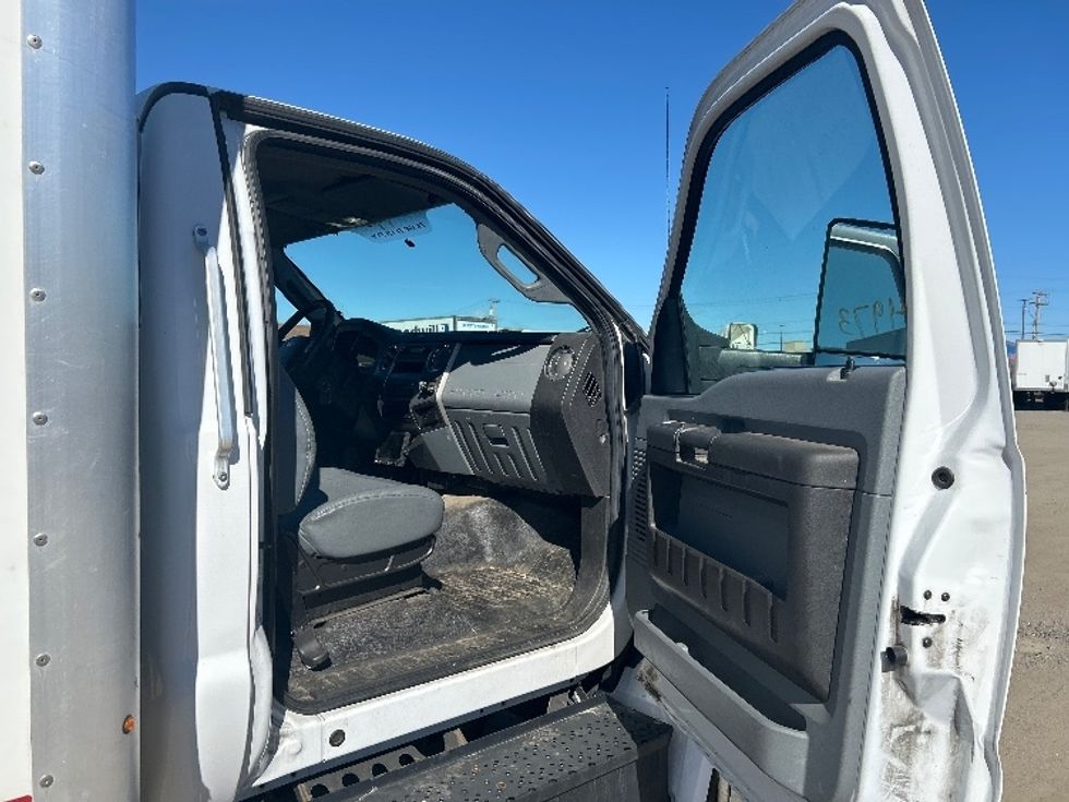 Medium Duty Box Truck-Light and Medium Duty Trucks-Ford-2022-F650-Londonderry-NH-182,107\n\t\tmiles-$ 28,500 - Image 20