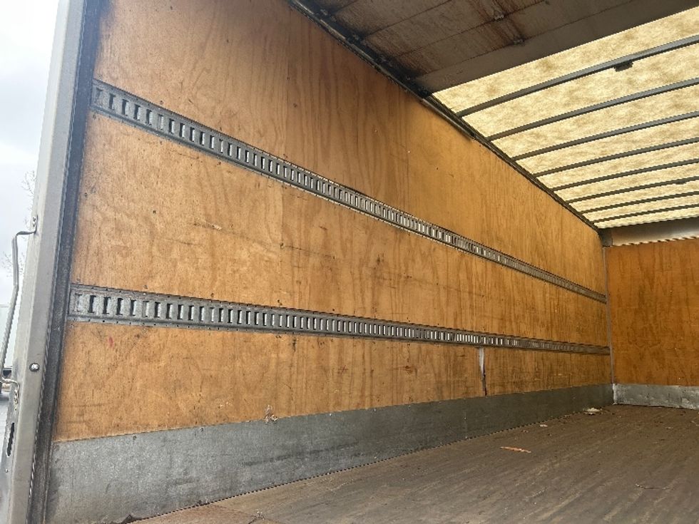 Medium Duty Box Truck-Light and Medium Duty Trucks-Ford-2022-F750-Oakwood Village-OH-154,890\n\t\tmiles-$ 50,250 - Image 10