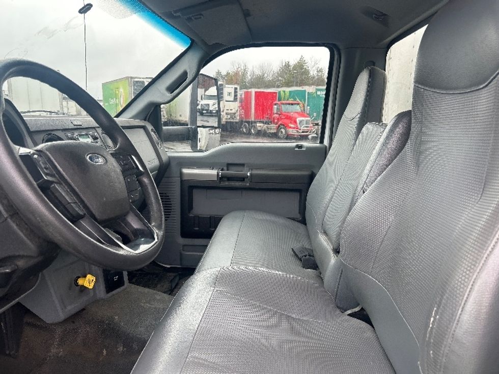 Medium Duty Box Truck-Light and Medium Duty Trucks-Ford-2022-F750-Oakwood Village-OH-154,890\n\t\tmiles-$ 50,250 - Image 18