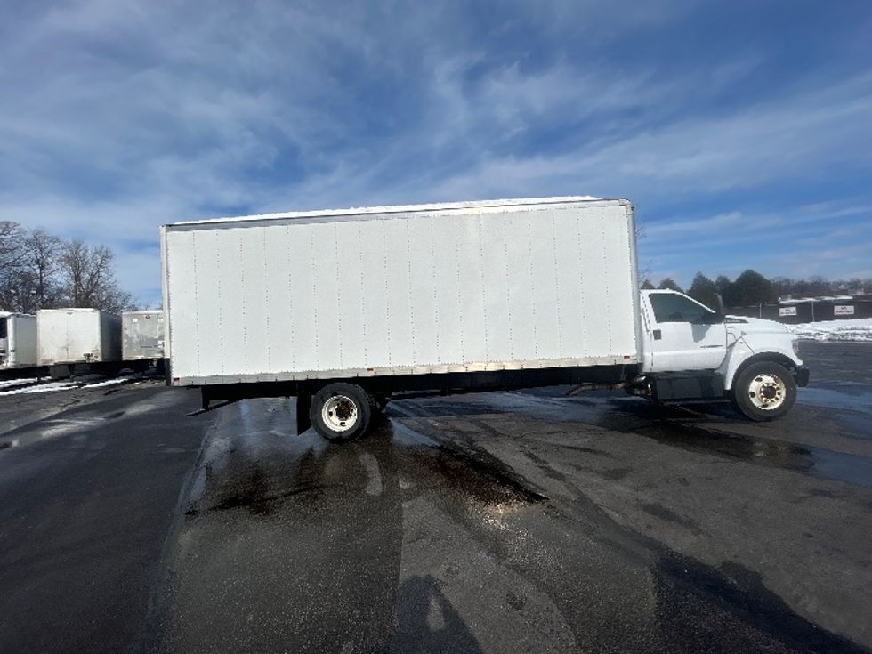 Medium Duty Box Truck-Light and Medium Duty Trucks-Ford-2022-F750-Oakwood Village-OH-156,522\n\t\tmiles-$ 50,000 - Image 14