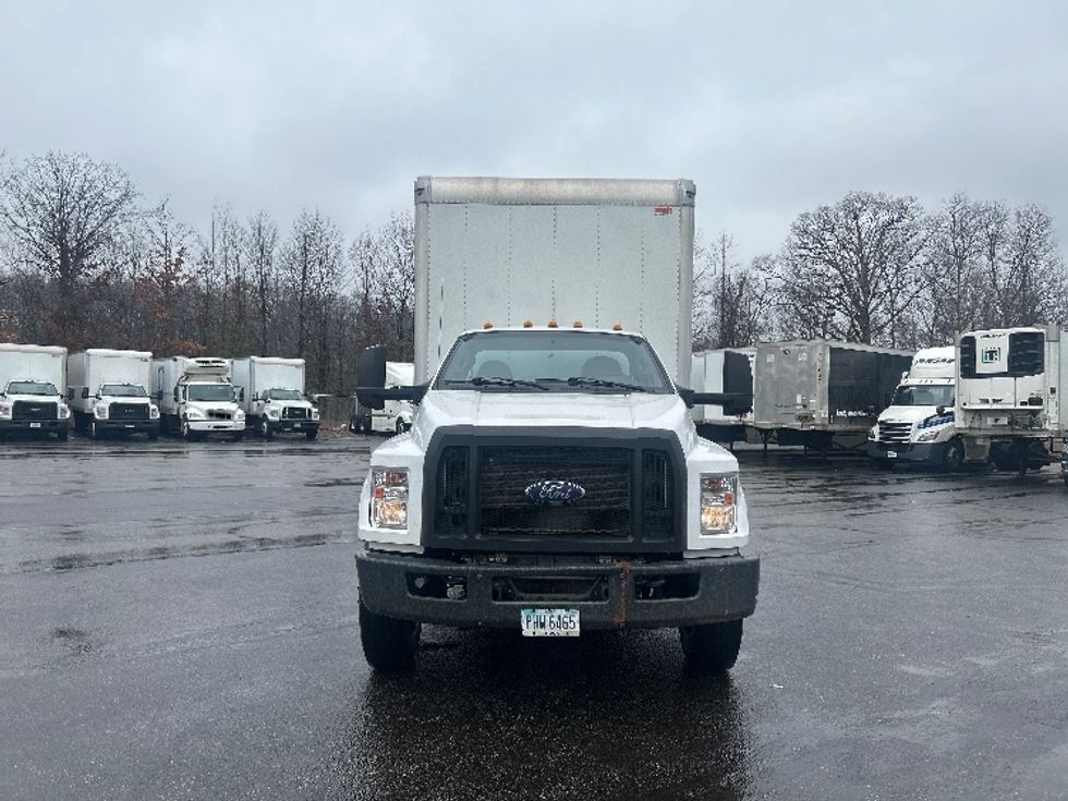Medium Duty Box Truck-Light and Medium Duty Trucks-Ford-2022-F750-Oakwood Village-OH-156,522\n\t\tmiles-$ 50,000 - Image 2