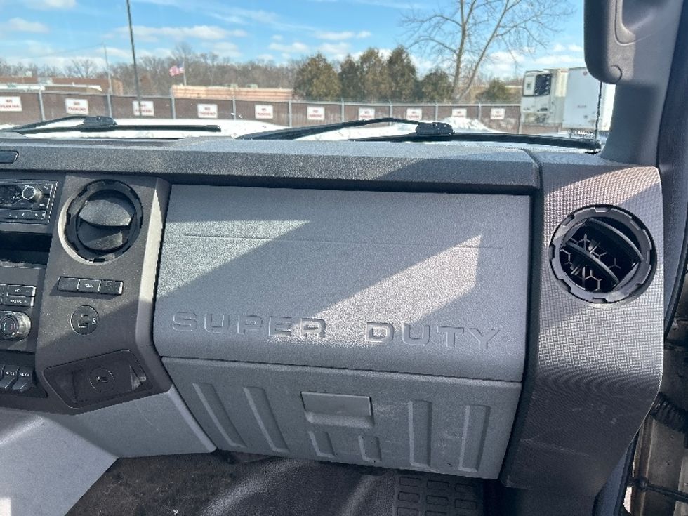 Medium Duty Box Truck-Light and Medium Duty Trucks-Ford-2022-F750-Oakwood Village-OH-156,522\n\t\tmiles-$ 50,000 - Image 20