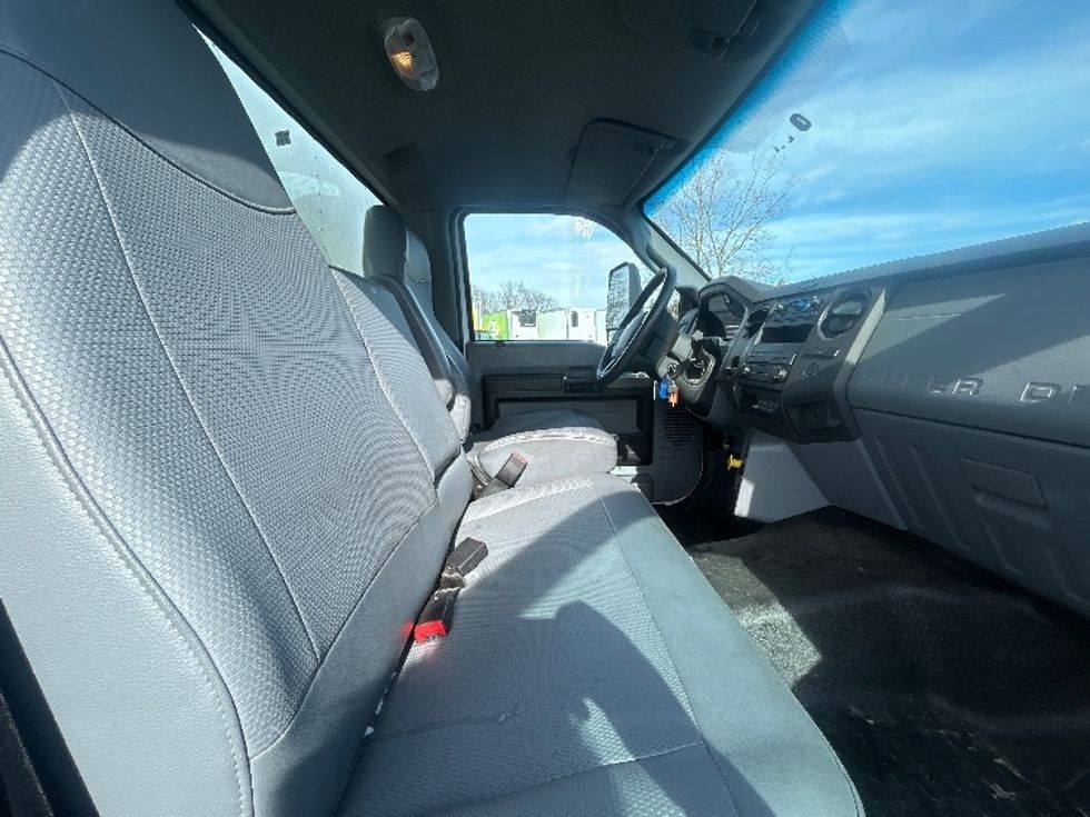 Medium Duty Box Truck-Light and Medium Duty Trucks-Ford-2022-F750-Oakwood Village-OH-156,522\n\t\tmiles-$ 50,000 - Image 21