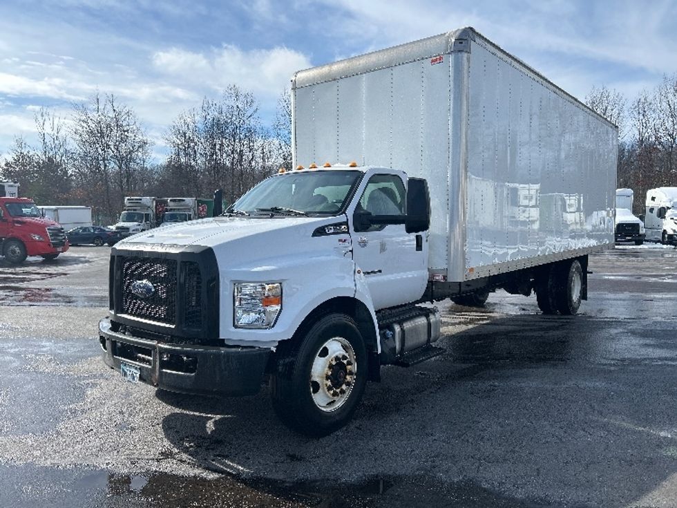 Medium Duty Box Truck-Light and Medium Duty Trucks-Ford-2022-F750-Oakwood Village-OH-156,522\n\t\tmiles-$ 50,000 - Image 3