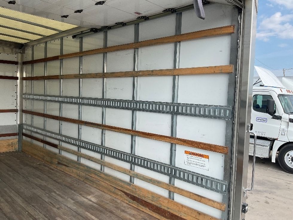 Medium Duty Box Truck-Light and Medium Duty Trucks-Ford-2023-F450-Oklahoma City-OK-68,604\n\t\tmiles-$ 42,250 - Image 12