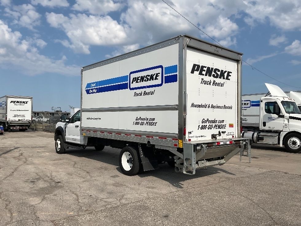 Medium Duty Box Truck-Light and Medium Duty Trucks-Ford-2023-F450-Oklahoma City-OK-68,604\n\t\tmiles-$ 42,250 - Image 6