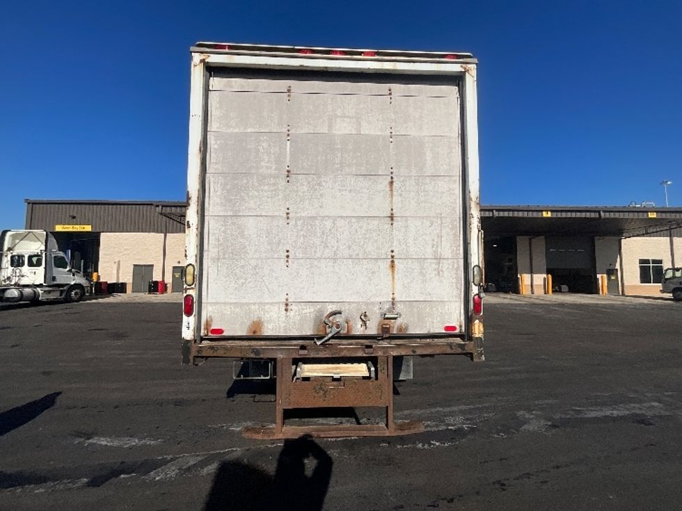 Medium Duty Box Truck-Light and Medium Duty Trucks-Freightliner-2001-FL70-East Chicago-IN-258,348\n\t\tmiles-$ 5,500 - Image 7