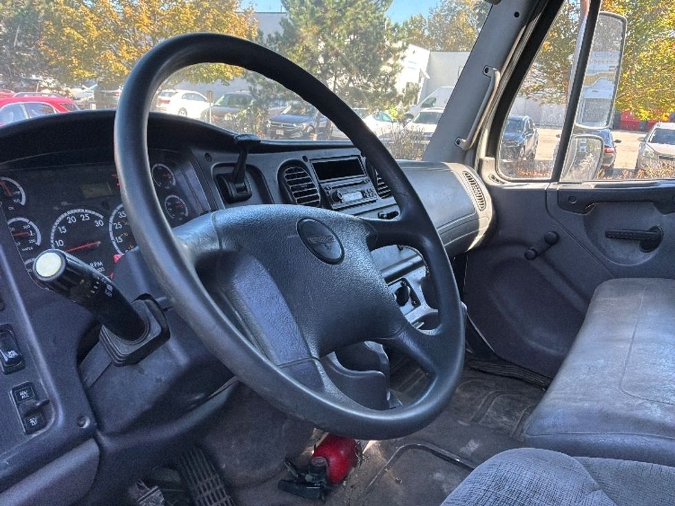 Medium Duty Box Truck-Light and Medium Duty Trucks-Freightliner-2007-M2-Pewaukee-WI-303,839\n\t\tmiles-$ 9,500 - Image 17