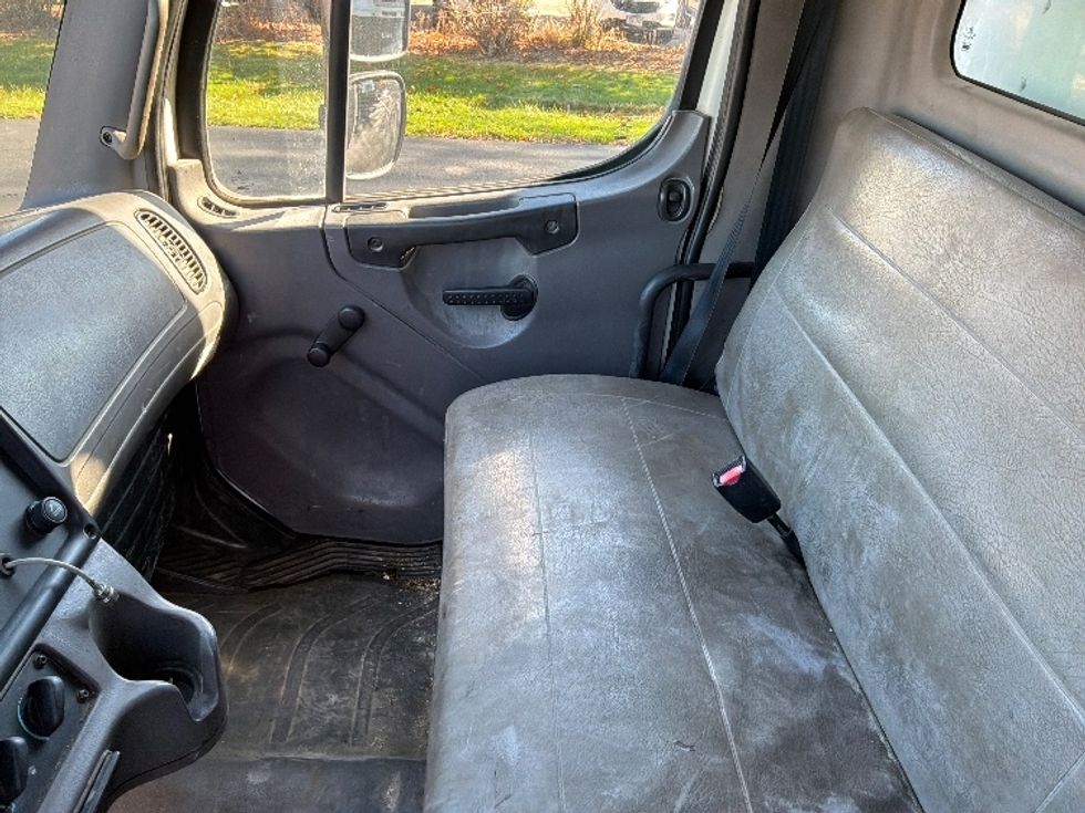 Medium Duty Box Truck-Light and Medium Duty Trucks-Freightliner-2007-M2-Pewaukee-WI-303,839\n\t\tmiles-$ 9,500 - Image 19
