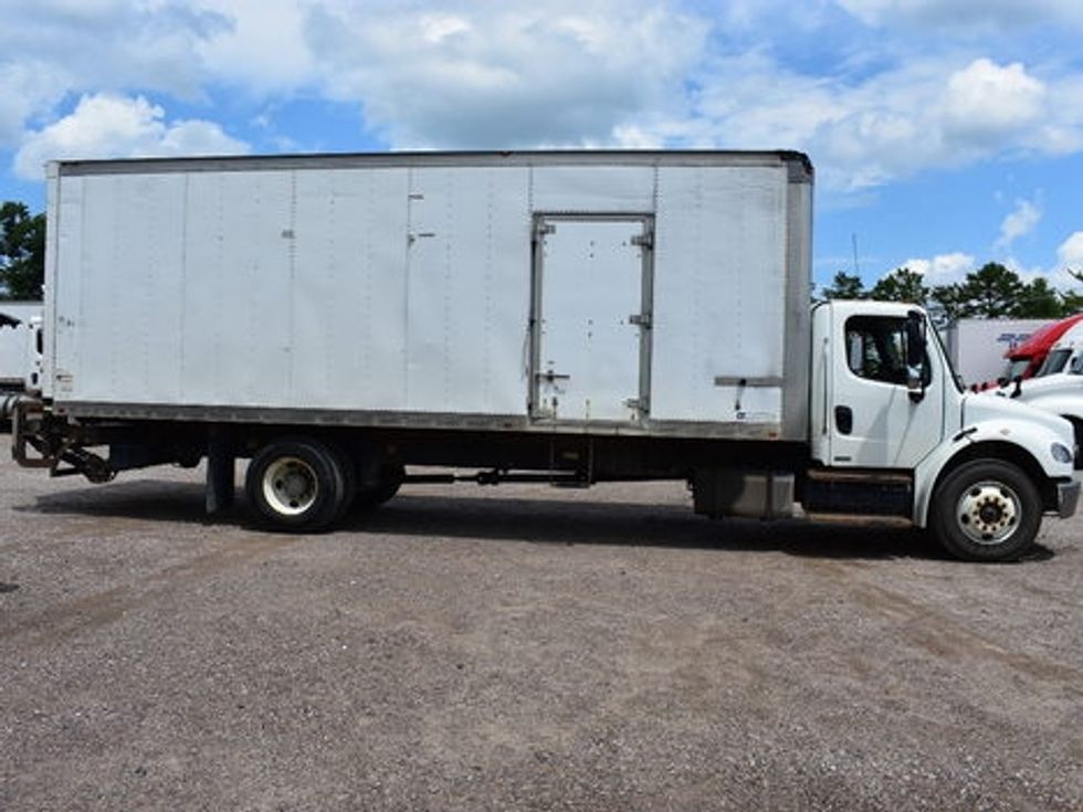 Medium Duty Box Truck-Light and Medium Duty Trucks-Freightliner-2011-M2-Essex Junction-VT-315,443\n\t\tmiles-$ 20,500 - Image 10