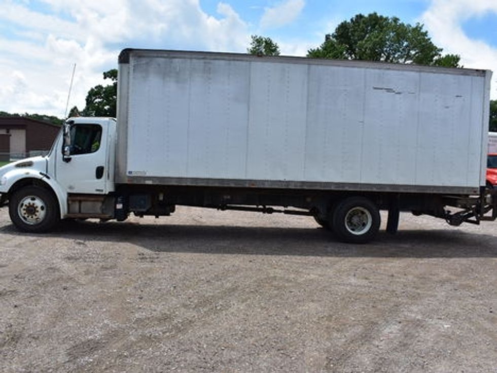 Medium Duty Box Truck-Light and Medium Duty Trucks-Freightliner-2011-M2-Essex Junction-VT-315,443\n\t\tmiles-$ 20,500 - Image 4