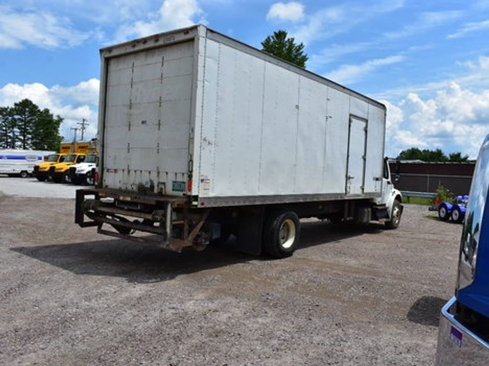 Medium Duty Box Truck-Light and Medium Duty Trucks-Freightliner-2011-M2-Essex Junction-VT-315,443\n\t\tmiles-$ 20,500 - Image 9