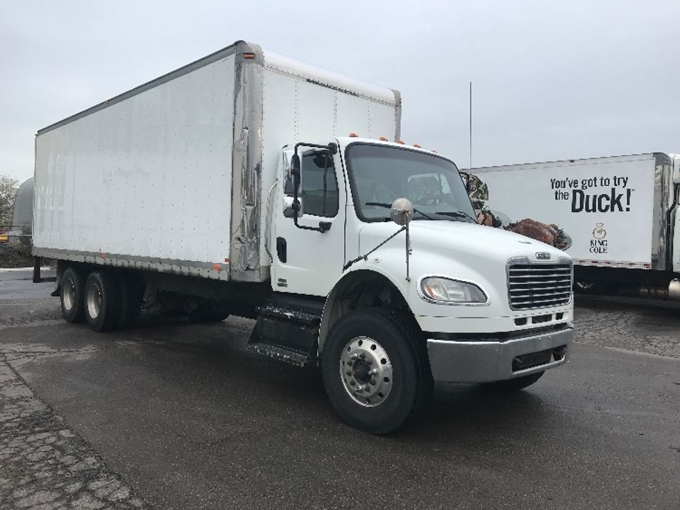 Medium Duty Box Truck-Light and Medium Duty Trucks-Freightliner-2011-M2-Scarborough-ON-424,766\n\t\tkm-$ 17,500 - Image 1