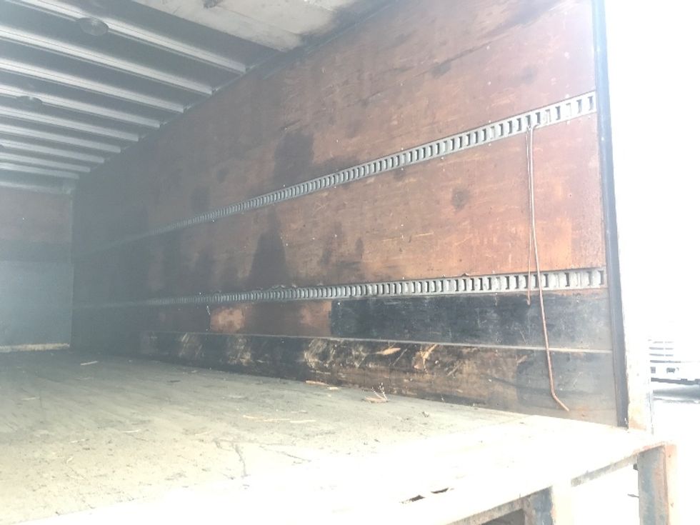 Medium Duty Box Truck-Light and Medium Duty Trucks-Freightliner-2011-M2-Scarborough-ON-424,766\n\t\tkm-$ 17,500 - Image 11