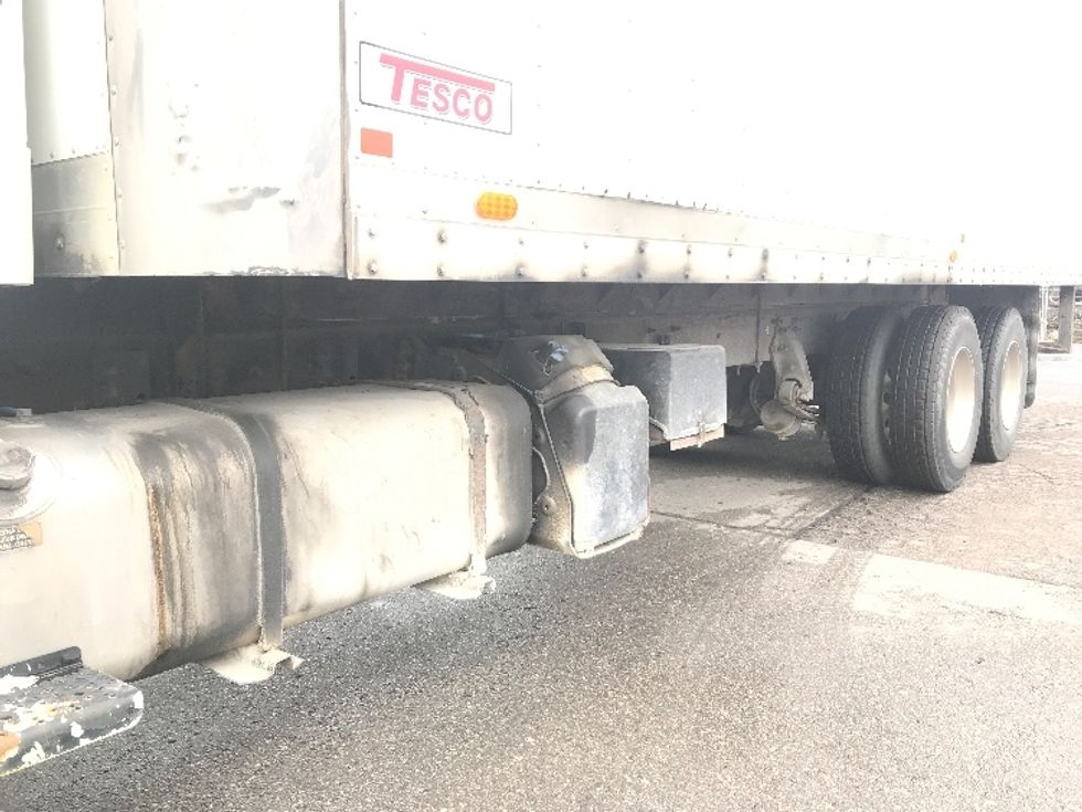 Medium Duty Box Truck-Light and Medium Duty Trucks-Freightliner-2011-M2-Scarborough-ON-424,766\n\t\tkm-$ 17,500 - Image 5