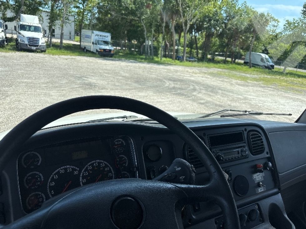 Medium Duty Box Truck-Light and Medium Duty Trucks-Freightliner-2012-M2-Melbourne-FL-227,041\n\t\tmiles-$ 27,000 - Image 17