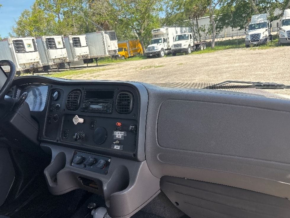 Medium Duty Box Truck-Light and Medium Duty Trucks-Freightliner-2012-M2-Melbourne-FL-227,041\n\t\tmiles-$ 27,000 - Image 21