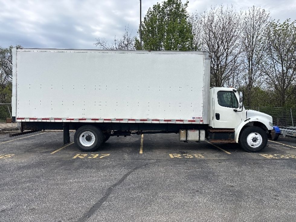 Medium Duty Box Truck-Light and Medium Duty Trucks-Freightliner-2013-M2-Brook Park-OH-291,782\n\t\tmiles-$ 12,500 - Image 14