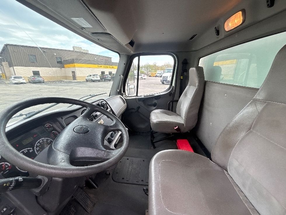 Medium Duty Box Truck-Light and Medium Duty Trucks-Freightliner-2013-M2-Brook Park-OH-291,782\n\t\tmiles-$ 12,500 - Image 18