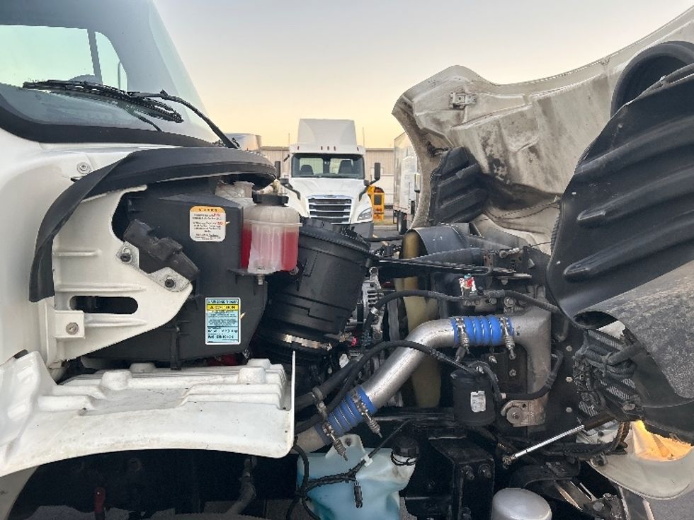 Medium Duty Box Truck-Light and Medium Duty Trucks-Freightliner-2013-M2-Lowell-AR-218,836\n\t\tmiles-$ 35,500 - Image 23