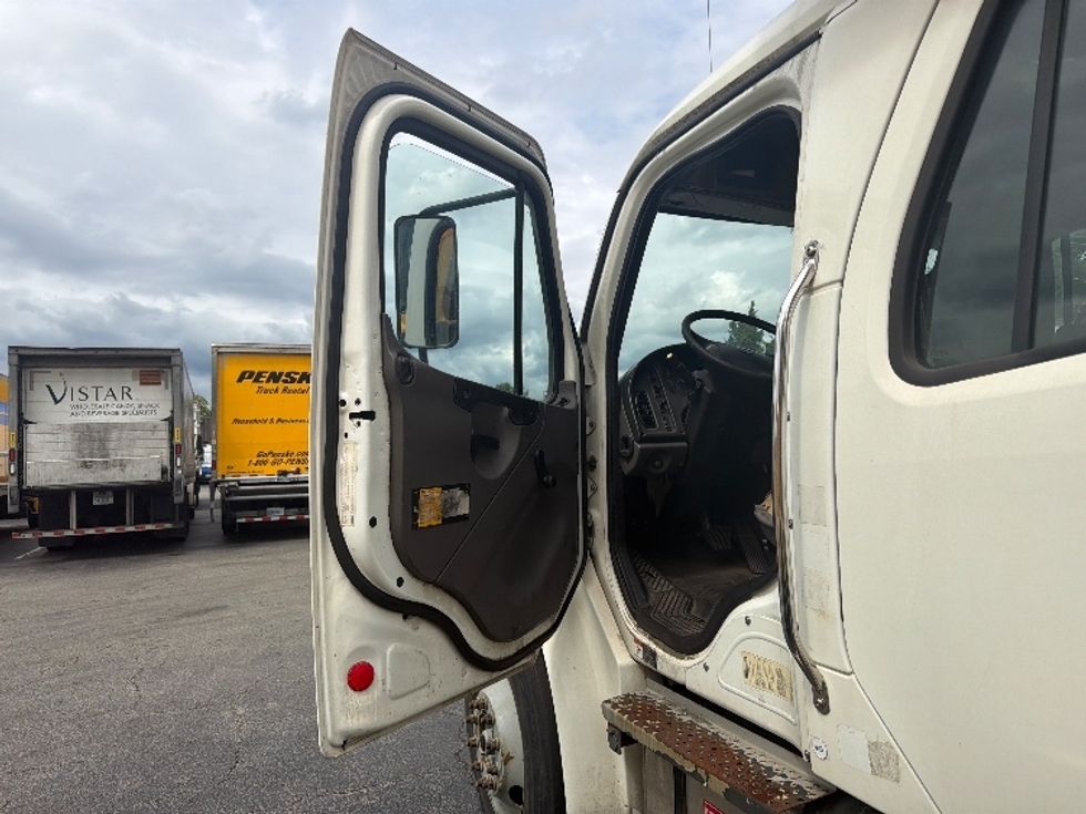 Medium Duty Box Truck-Light and Medium Duty Trucks-Freightliner-2013-M2-Parsippany-NJ-148,363\n\t\tmiles-$ 10,000 - Image 16