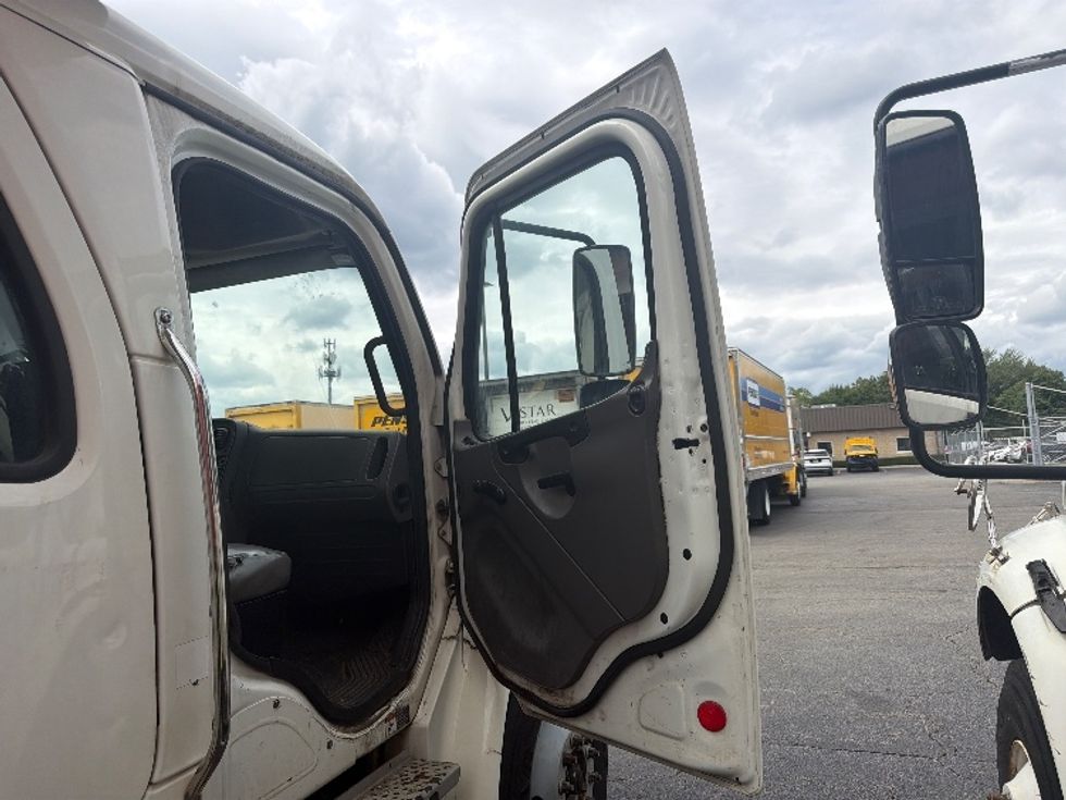 Medium Duty Box Truck-Light and Medium Duty Trucks-Freightliner-2013-M2-Parsippany-NJ-148,363\n\t\tmiles-$ 10,000 - Image 20