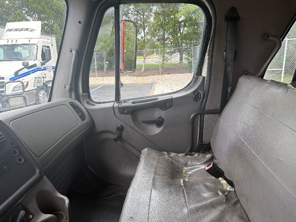 Medium Duty Box Truck-Light and Medium Duty Trucks-Freightliner-2013-M2-Parsippany-NJ-153,048\n\t\tmiles-$ 10,000 - Image 19