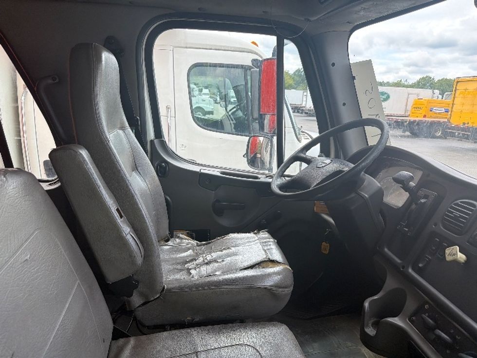 Medium Duty Box Truck-Light and Medium Duty Trucks-Freightliner-2013-M2-Parsippany-NJ-153,048\n\t\tmiles-$ 10,000 - Image 22