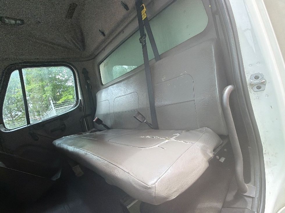 Medium Duty Box Truck-Light and Medium Duty Trucks-Freightliner-2013-M2-Parsippany-NJ-153,048\n\t\tmiles-$ 10,000 - Image 25