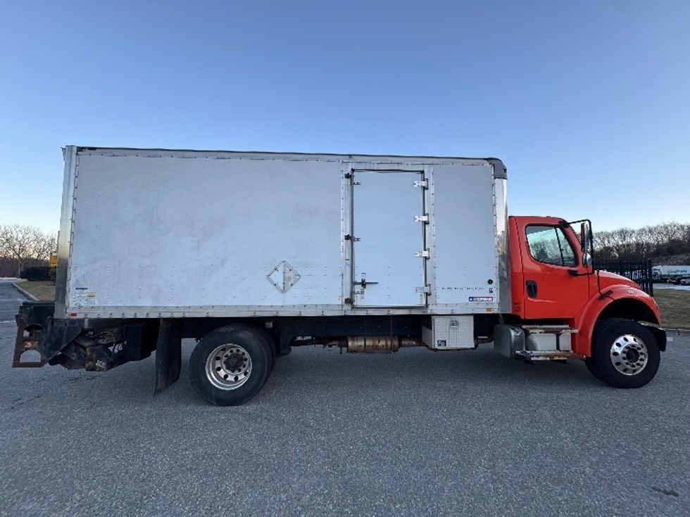 Medium Duty Box Truck-Light and Medium Duty Trucks-Freightliner-2014-M2-Fitchburg-MA-288,517\n\t\tmiles-$ 18,000 - Image 15