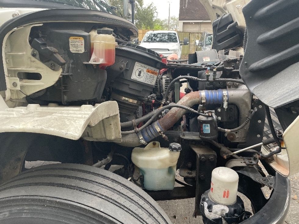 Medium Duty Box Truck-Light and Medium Duty Trucks-Freightliner-2014-M2-Jacksonville-FL-252,302\n\t\tmiles-$ 31,500 - Image 23