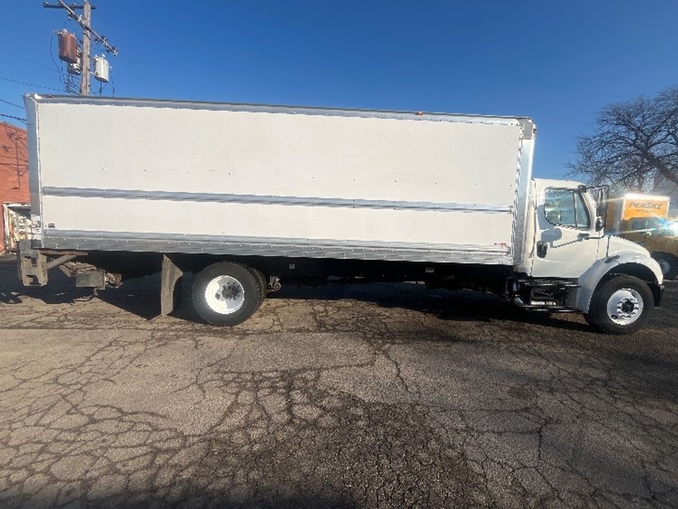 Medium Duty Box Truck-Light and Medium Duty Trucks-Freightliner-2014-M2-Sturtevant-WI-67,100\n\t\tmiles-$ 47,500 - Image 15