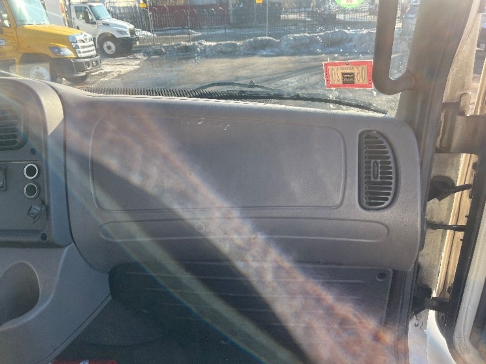 Medium Duty Box Truck-Light and Medium Duty Trucks-Freightliner-2014-M2-Sturtevant-WI-67,100\n\t\tmiles-$ 47,500 - Image 21