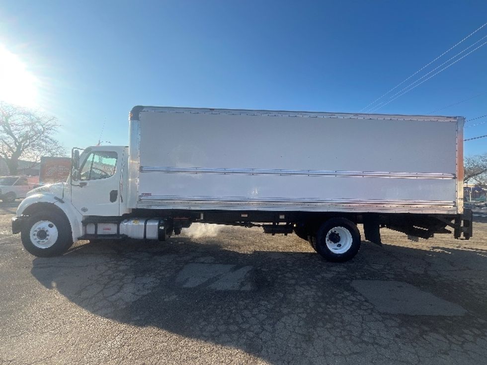 Medium Duty Box Truck-Light and Medium Duty Trucks-Freightliner-2014-M2-Sturtevant-WI-67,100\n\t\tmiles-$ 47,500 - Image 4