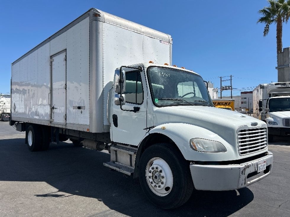 Medium Duty Box Truck-Light and Medium Duty Trucks-Freightliner-2014-M2-Vernon-CA-317,746\n\t\tmiles-$ 12,500 - Image 1