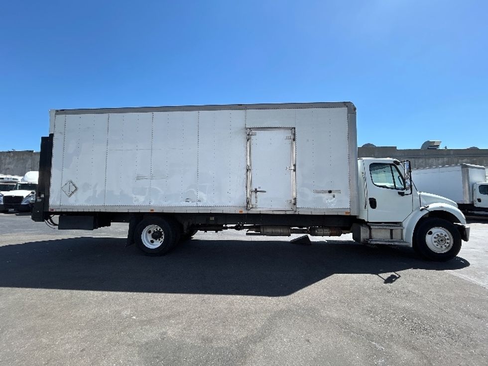 Medium Duty Box Truck-Light and Medium Duty Trucks-Freightliner-2014-M2-Vernon-CA-317,746\n\t\tmiles-$ 12,500 - Image 15