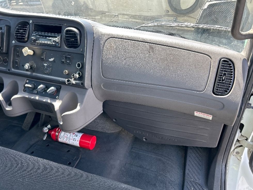 Medium Duty Box Truck-Light and Medium Duty Trucks-Freightliner-2014-M2-Vernon-CA-317,746\n\t\tmiles-$ 12,500 - Image 17