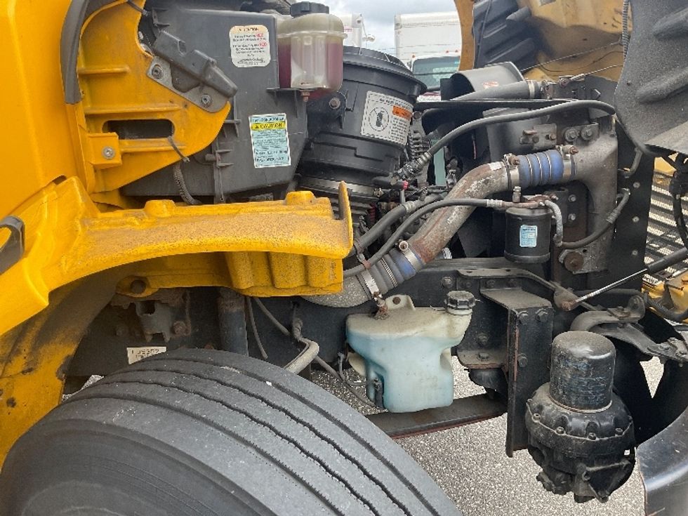 Medium Duty Box Truck-Light and Medium Duty Trucks-Freightliner-2014-M2-West Babylon-NY-155,634\n\t\tmiles-$ 33,000 - Image 24