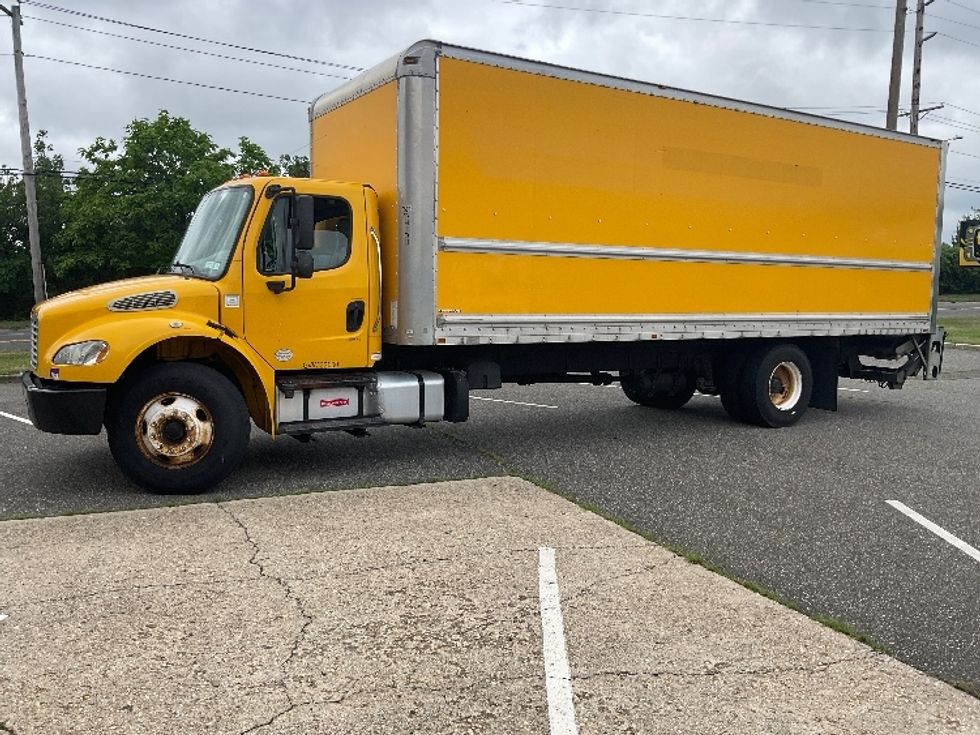 Medium Duty Box Truck-Light and Medium Duty Trucks-Freightliner-2014-M2-West Babylon-NY-155,634\n\t\tmiles-$ 33,000 - Image 4